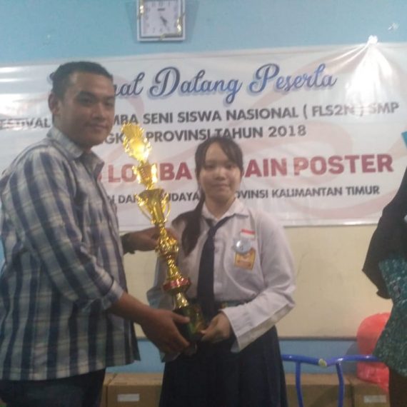 Juara 2 Desain Poster FL2SN tingkat Propinsi 2018